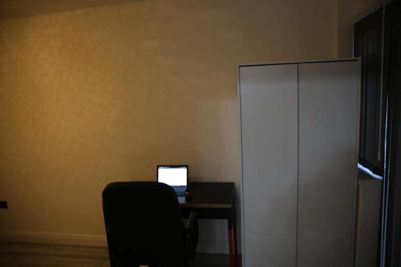 Rostron House Hotell Manchester Exteriör bild
